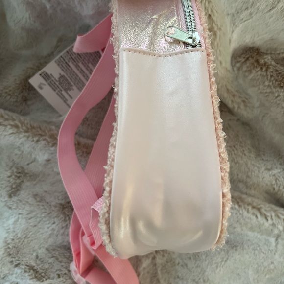 Children’s E initial mini beauty backpack - Picture 2 of 2